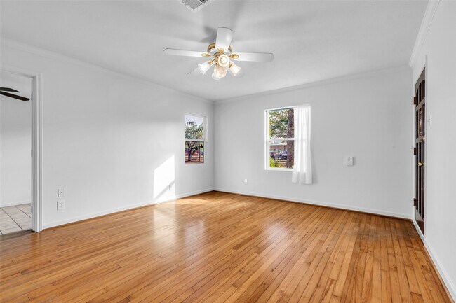 Building Photo - 4303 Piney Woods Dr