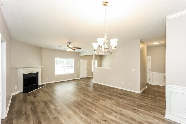 Building Photo - 218 Southwind Ln