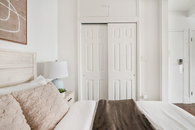 Building Photo - 69a Clinton St