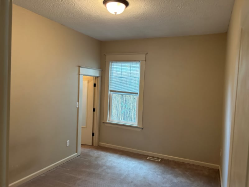 Building Photo - 3642 SE 27th Ave