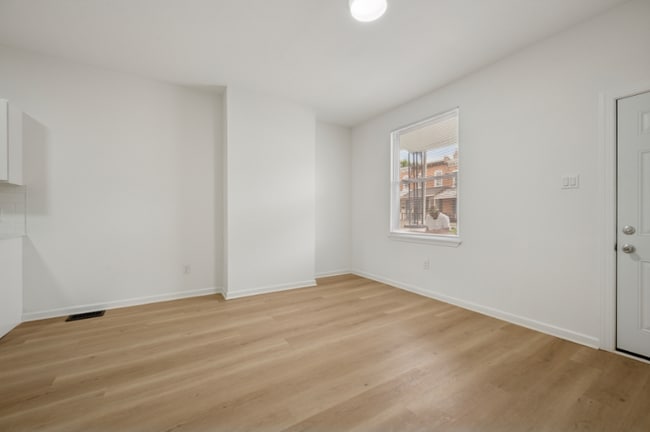 Building Photo - 5945 N Norwood St