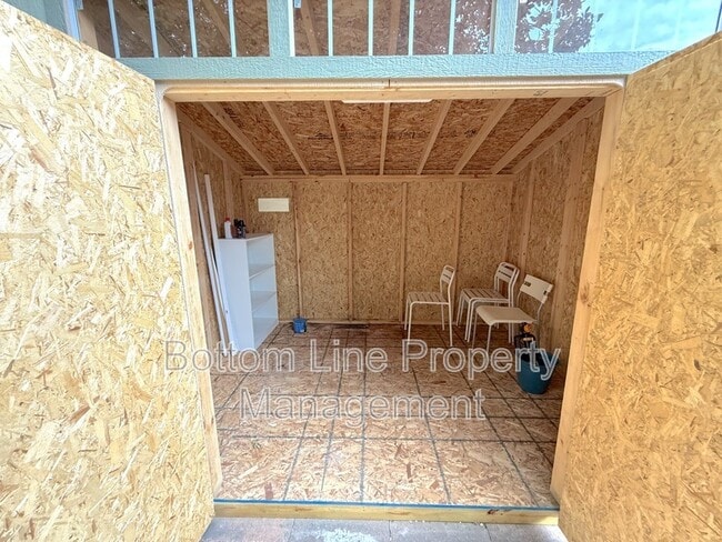 Building Photo - 6741 Windyrush Rd