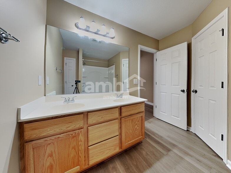 Building Photo - 6818 Audrianna Ln