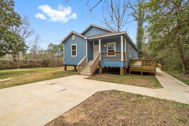 Building Photo - 652 Ole Long Pull Rd