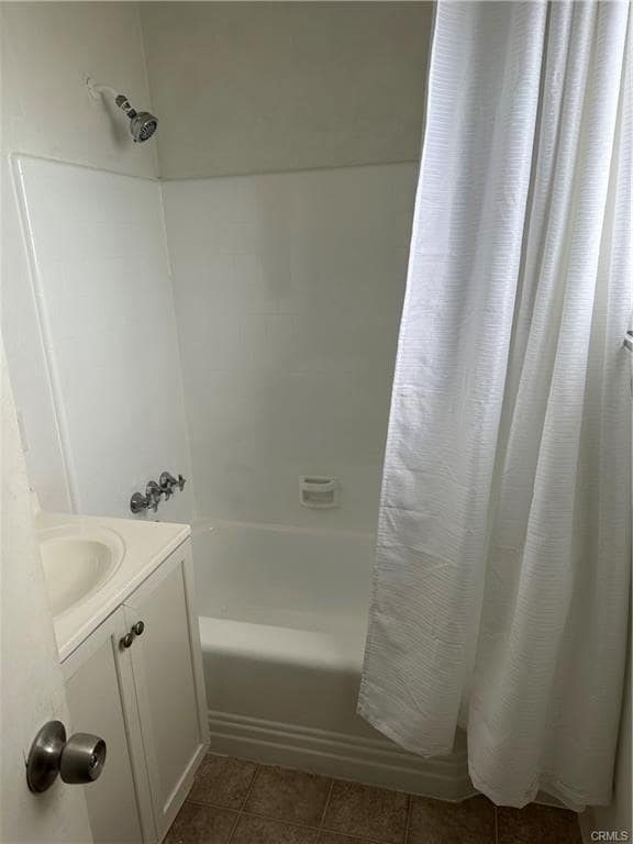 Building Photo - 412 W Elmwood Ave