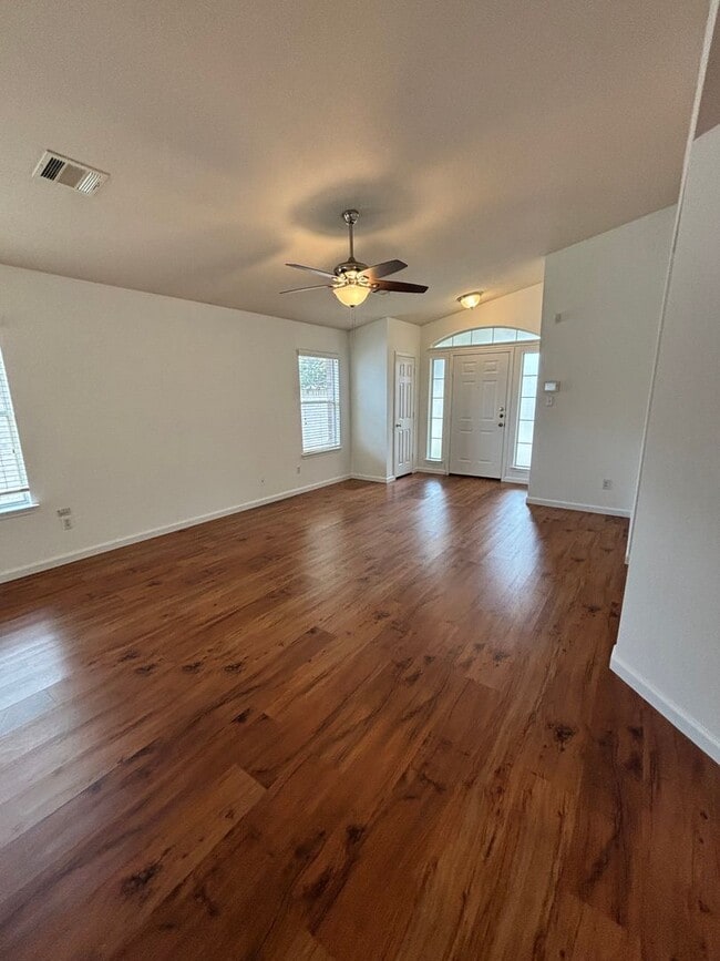 Building Photo - Gaston-Sheldon -Pflugerville