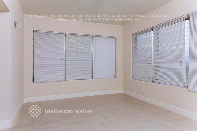 Building Photo - 17805 NE 7th Ct