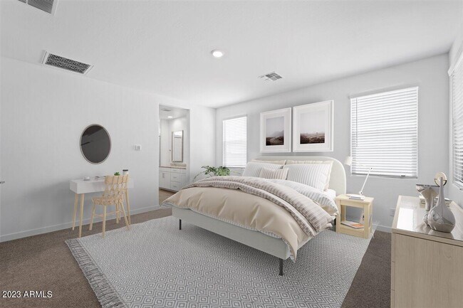 Building Photo - 17021 W Echo Ln