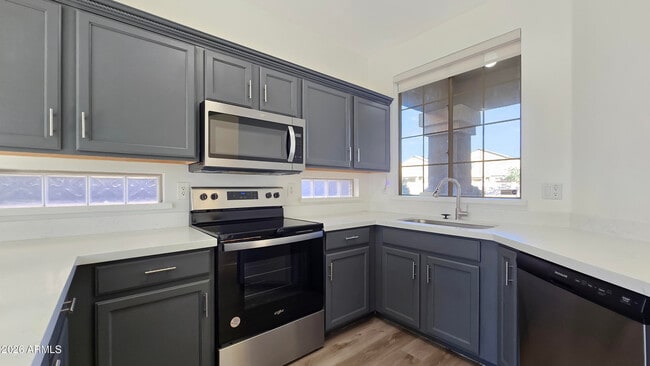 Building Photo - 11421 W Pima St