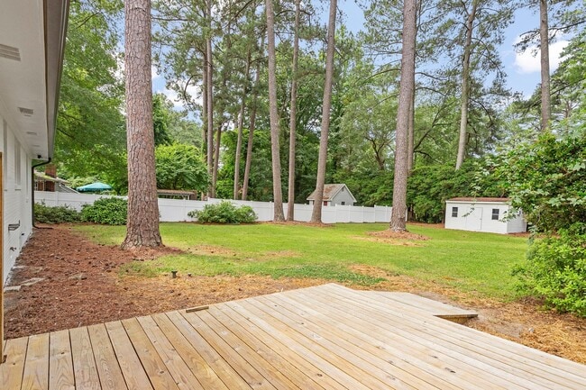 Building Photo - RENOVATED Three Bedroom Home!