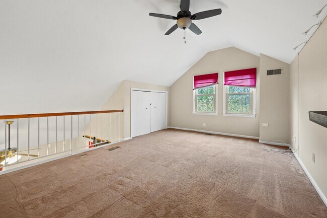 Building Photo - 8852 Thomas Lea Terrace