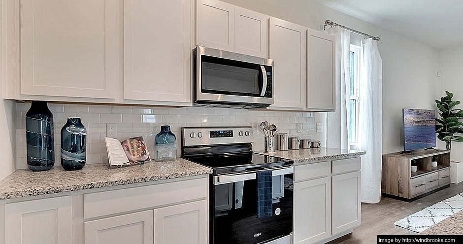 Building Photo - 1720 Cambrelle Wy