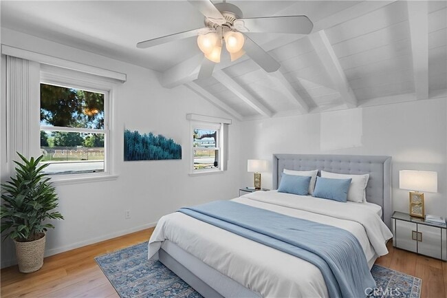 Building Photo - 5210 Ventura Canyon Ave