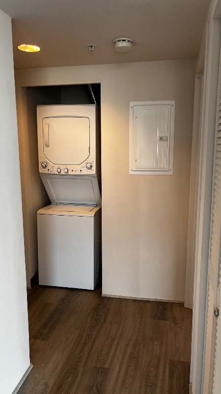 Building Photo - 801 South St