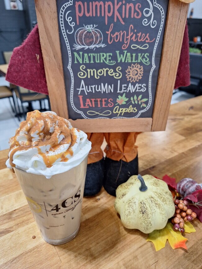 Building Photo - 1302 S 15th St