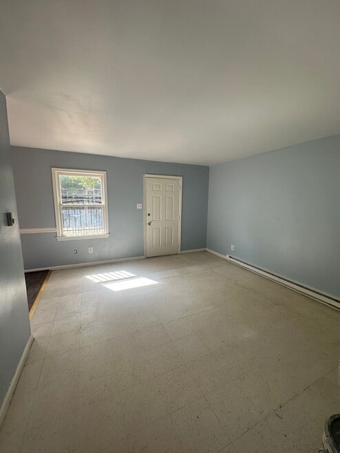 Building Photo - 3018 Columbia St