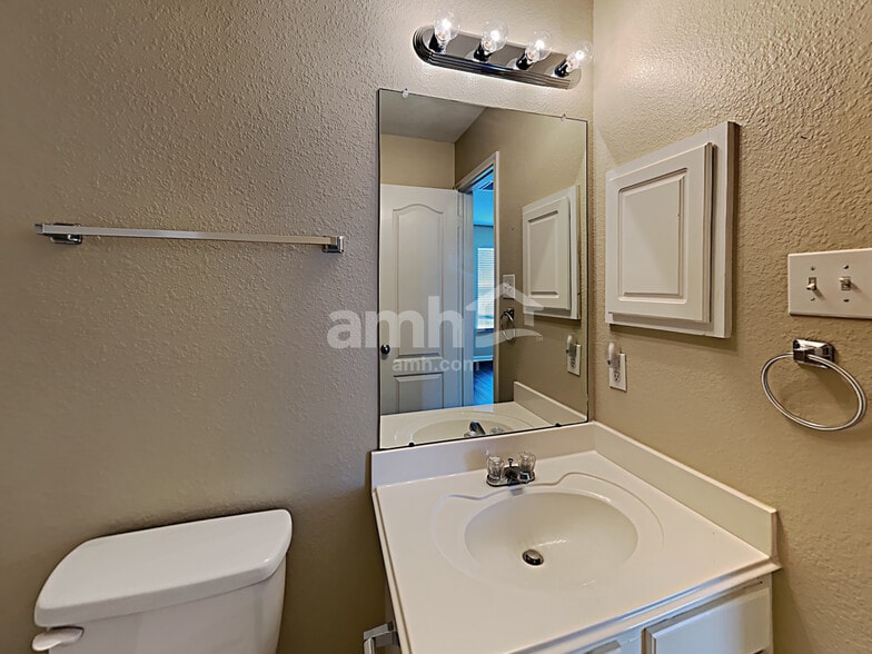 Building Photo - 3846 Clobourne Crossing Ln