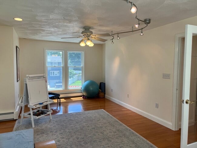 Building Photo - 11 Garrison Rd