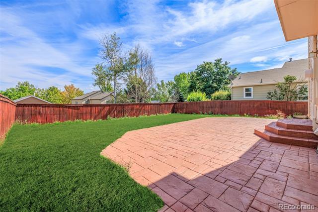 Building Photo - 9688 Queenscliffe Dr