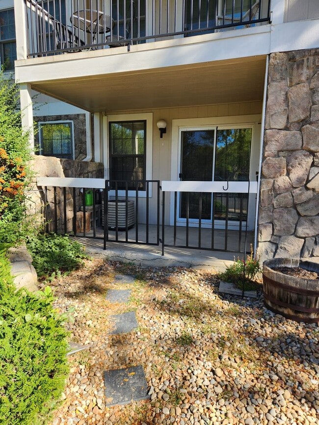 Primary Photo - Amazing first floor unit in Arvada!