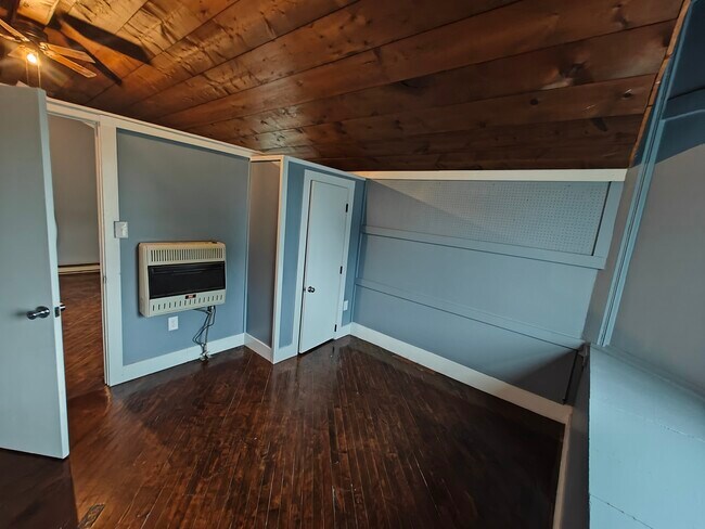 Building Photo - 116 Montgomery St