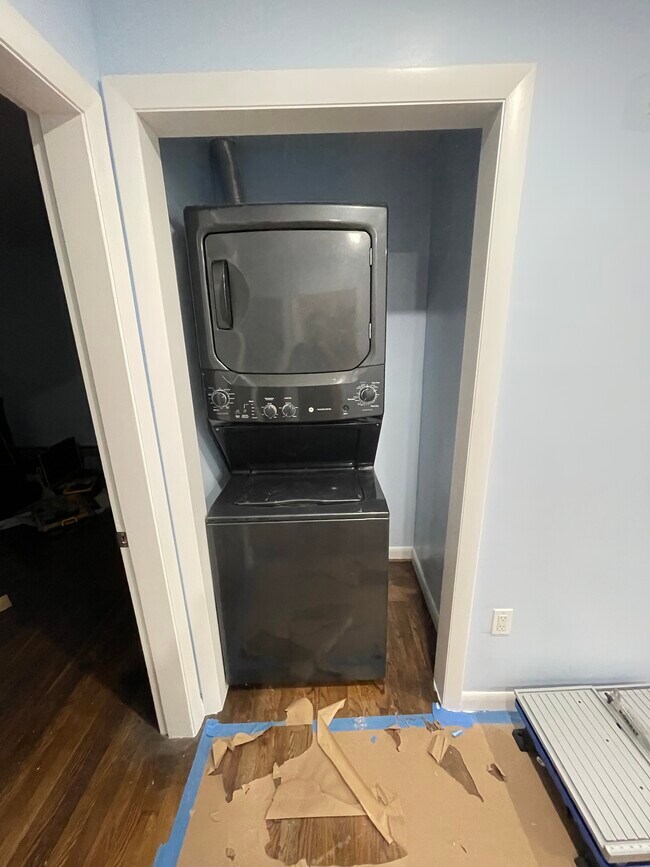 In Unit Laundry - 8 Proctor St