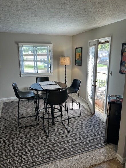 Building Photo - 22 Keran Manor Ct