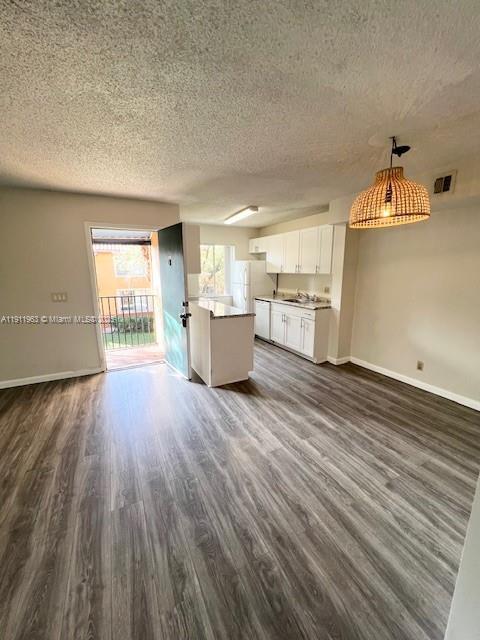 Building Photo - 10717 Cleary Blvd