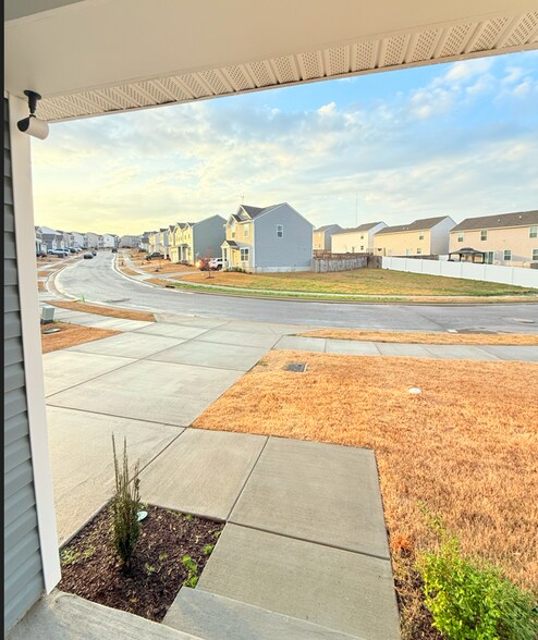 Building Photo - 3309 Thorpe Rd