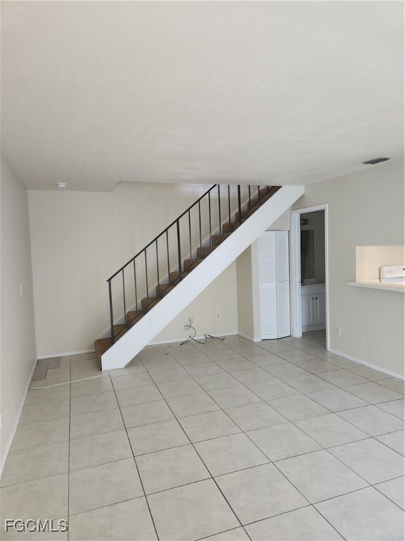 Building Photo - 3329 Ottawa Cir