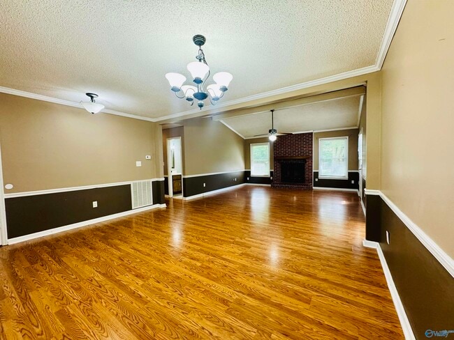 Building Photo - 268 Pops Corner