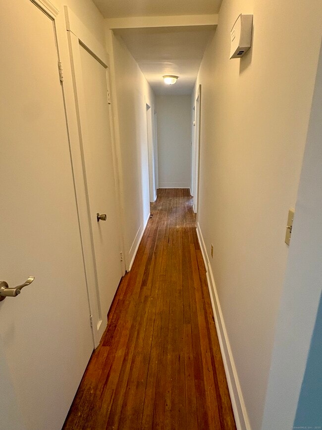 Building Photo - 227 Railroad St