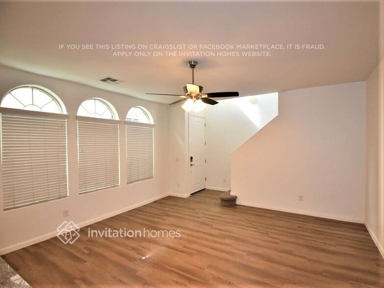 Building Photo - 3383 E Constitution Dr