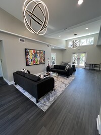 Clubhouse Lobby - Waldorf Park Apartments