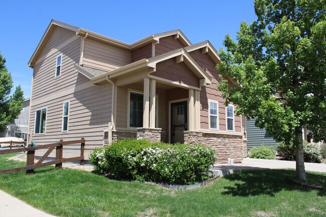 Primary Photo - Stunning 3 Bedroom Home in North Fort Coll...
