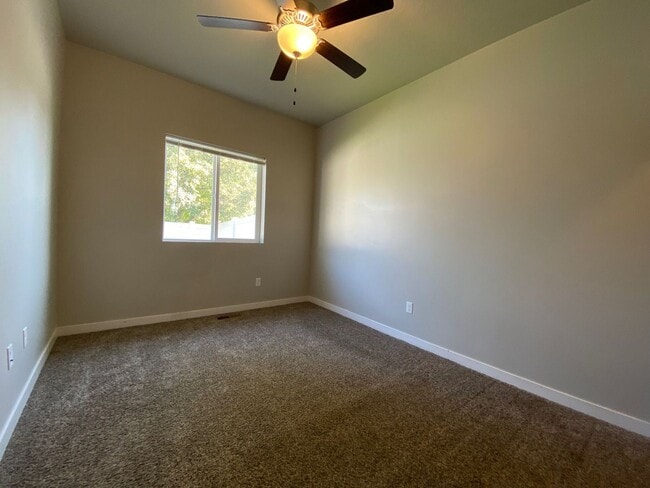 Building Photo - 2211 Ison Ct