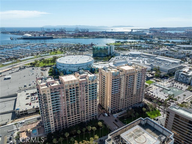Building Photo - 488 E Ocean Blvd