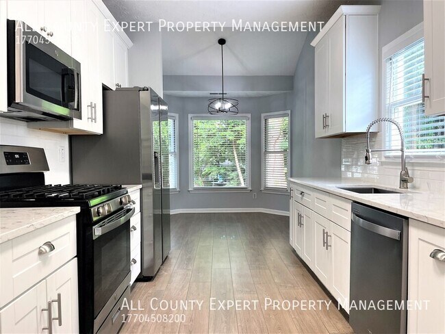 Building Photo - 110 Pinion Cir
