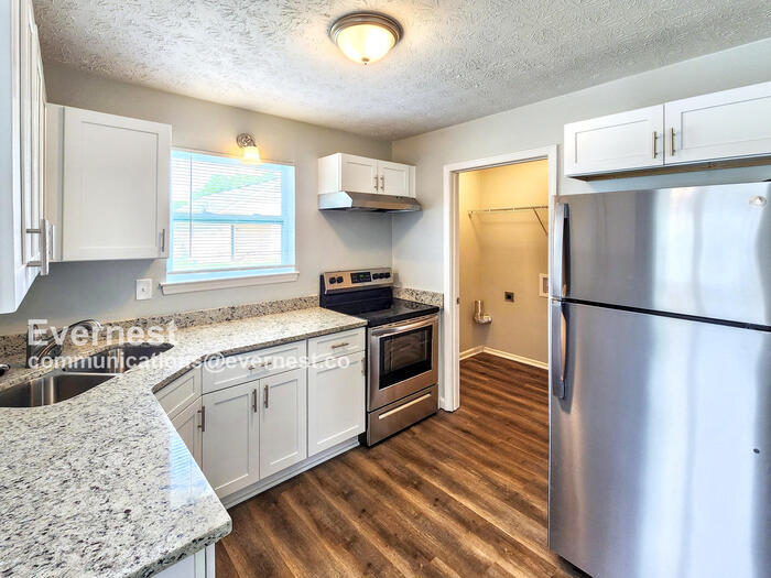 Building Photo - 303 Dove Point