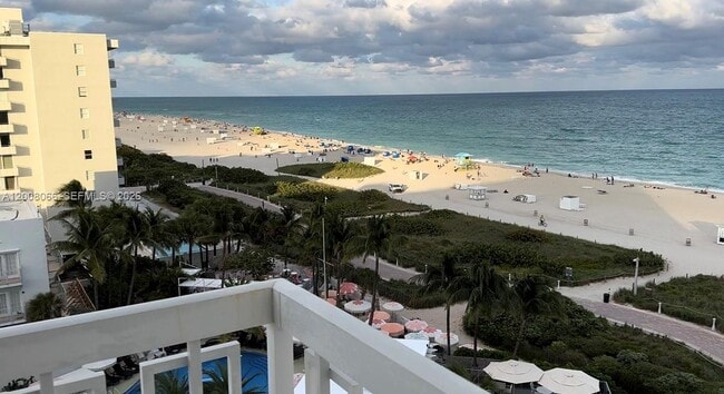 Building Photo - 401 Ocean Dr