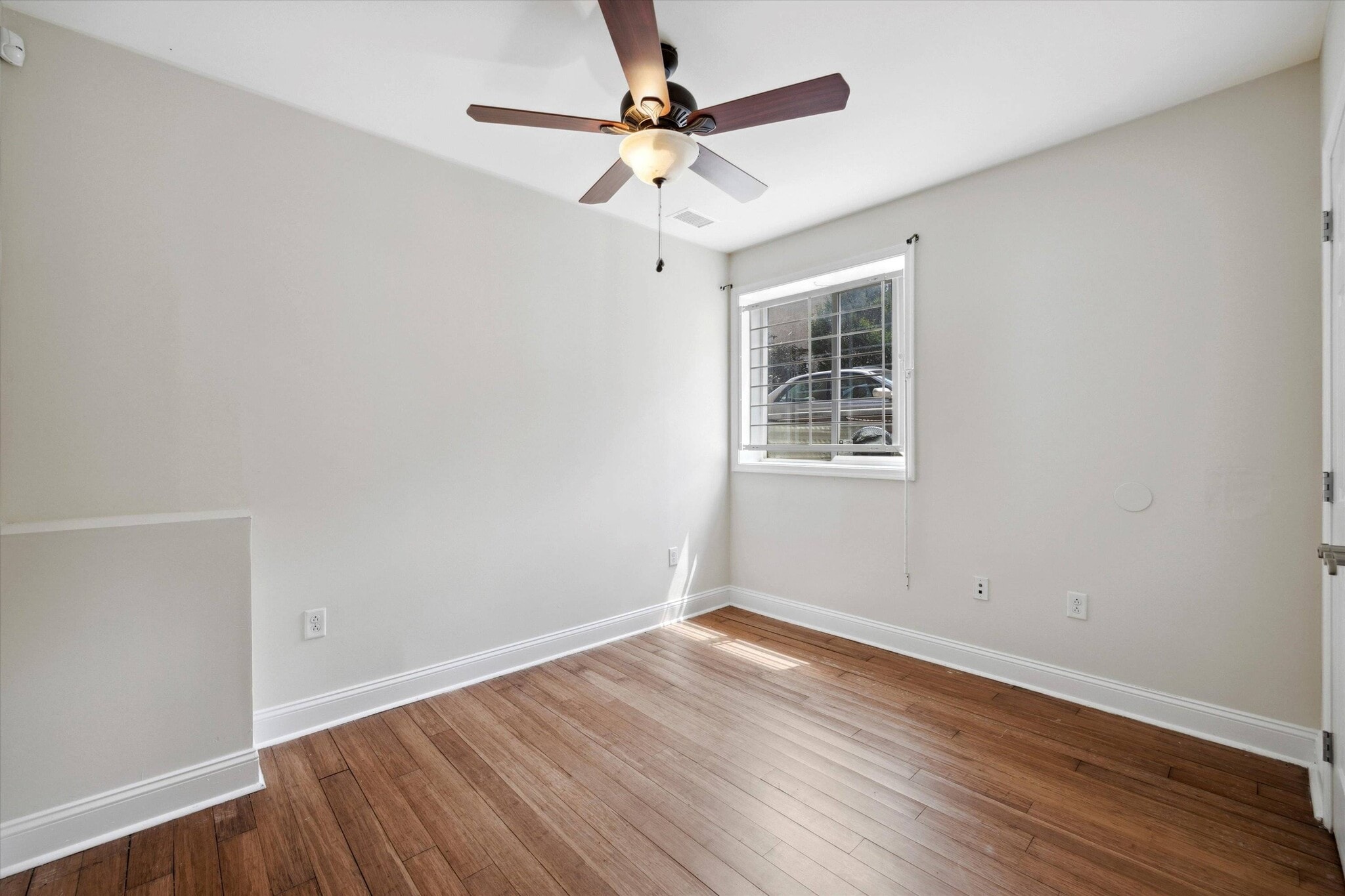 Building Photo - 2001 N Cleveland St