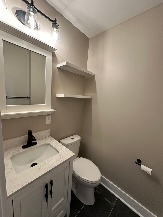 Building Photo - Deming Ave 2697-2699 NSLLC