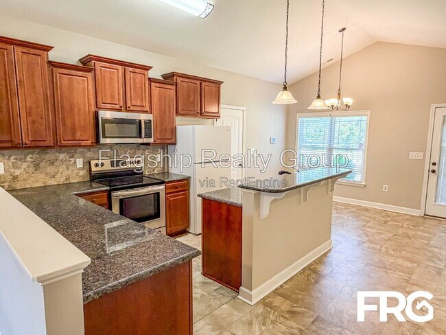 Building Photo - 103 Rolling Knoll Ct