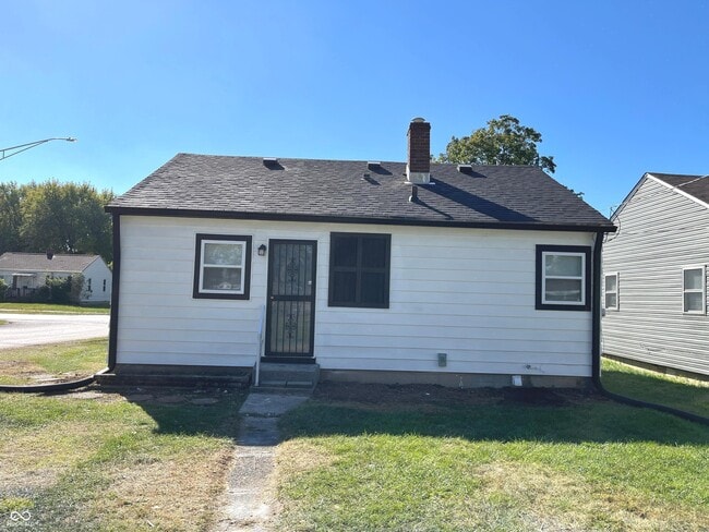 Building Photo - 1854 E Legrande Ave