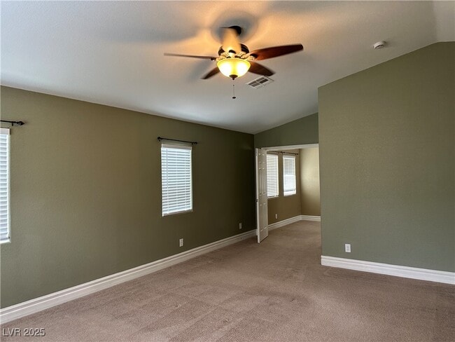 Building Photo - 362 Dogleg Dr