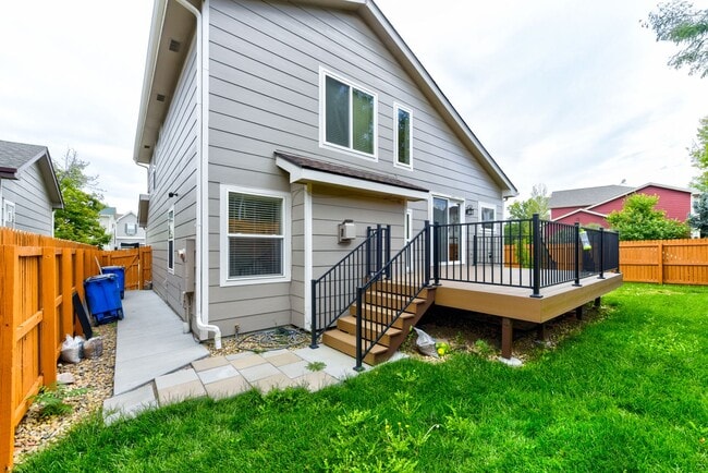 Building Photo - Beautifully Updated 3-Bed Home in Arapahoe...