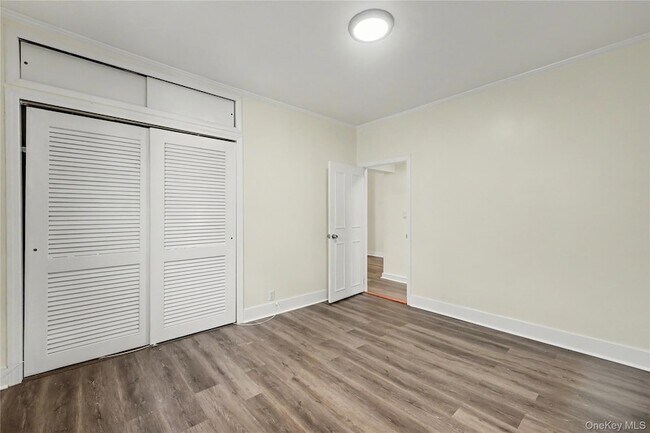Building Photo - 52 Claremont Pl