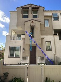 Building Photo - COMING SOON! Beautiful 4BR 3.5BA Home w/ Community Pool and Spa Access • Quartz Kitchen • 2-Car G...