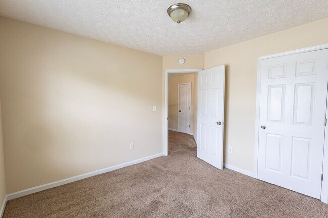 Building Photo - 2432 Pendergrass Ln