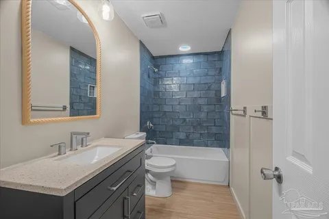Building Photo - 3390 Montecito Blvd